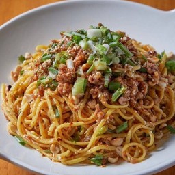 ยำหมี่เหลือง