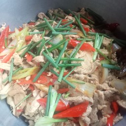 หมูผัดพริกสด