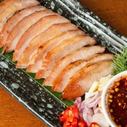 คอหมูย่างหมักโรสแมรี่