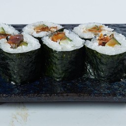 อุนาคิวมากิ