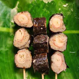 ไก่จ๊อห่อสาหร่ายไส้ปูอัด