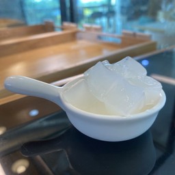 วุ้นมะพร้าว