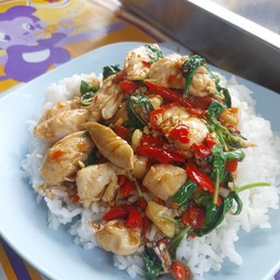 ข้าวกระเพรา