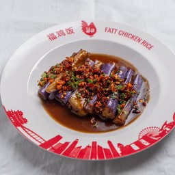 มะเขือม่วงผัดซอสโรยพริกกระเทียมหญิงเผ็ช