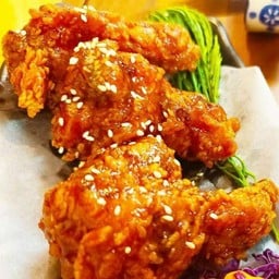 ไก่ทอดเกาหลีรสเผ็ด (Korean seasoned chicken)