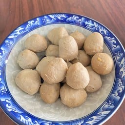 ลูกชิ้นเนื้อลวกพิเศษ 13 ลูก