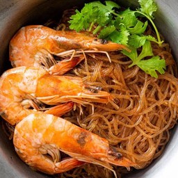 กุ้งอบวุ้นเส้น