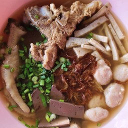 ก๋วยจั๊บญวน รวมทุกอย่าง