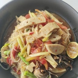 ตำเส้นเล็กหมูยอ