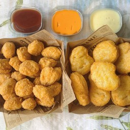 ชุดคู่ของทอด คุ้มๆ นักเก็ต ไก่ป็อป ฟรีซอส 3อย่าง