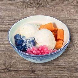 ไอศกรีมกะทิรวมมิตรใส่ท้อปปิ้ง1-3อย่าง