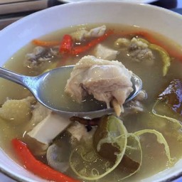 ไก่ต้มมะขามสด กับข้าว