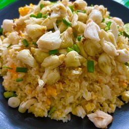fried rice with crab meat Size L ข้าวผัดเนื้อปูก้อน ไซส์ L