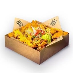 GRANDE NACHOS BOX (GROUND CHICKEN)