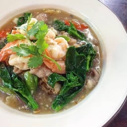 ราดหน้าบ้านนอก