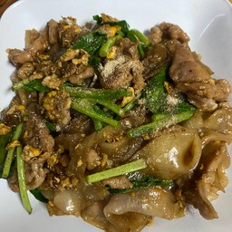 ผัดซีอิ๊วหมู