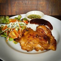 ข้าวไก่ย่างTHE KOPI