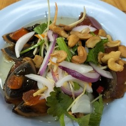 ยำไข่เยี่ยวม้า