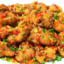 ไก่ผัดกระเทียมพริกขี้หนู