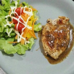 สเต็กไก่ซอสพริกไทยดำ