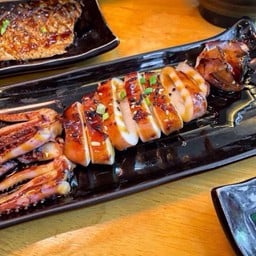 ปลาหมึกย่างซอสเทริยากิ