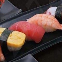 นิงิริ 6 ชิ้น