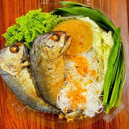 เมี่ยงปลาทูทอด (ร้านได้จากไลน์แมน120฿)