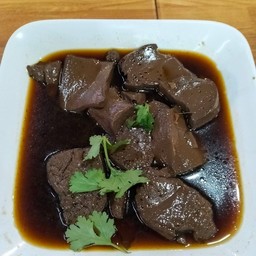 เลือดพะโล้