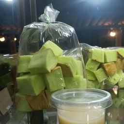 ขนมปังนมข้นหวาน