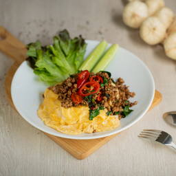 ข้าวไข่ข้นกะเพราหมูสับ