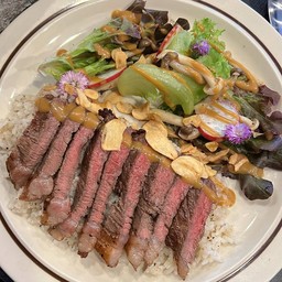 ข้าวผัดมันเนื้อวากิว&พิคานย่า AUS.