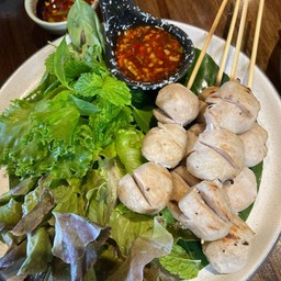 ลูกชิ้นปิ้ง หมู