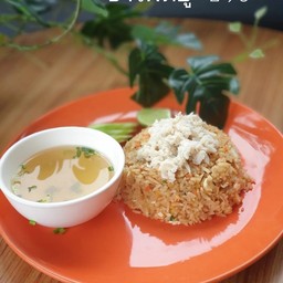 ข้าวผัดปู