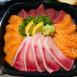 ซาซิมิ 3 สหาย