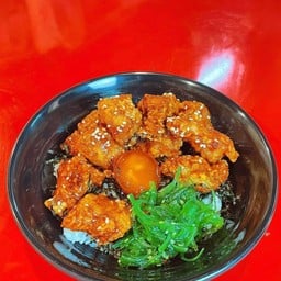 ข้าวไก่่ทอดเกาหลีสาหร่ายไข่ดองซีอิ๊ว