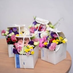 Bloom Flower Box