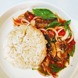 ข้าวยำปลากระป๋อง