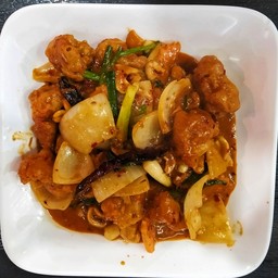 ไก่ผัดเม็ดมะม่วงหิมพานต์