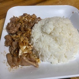 หมูทอดกระเทียม