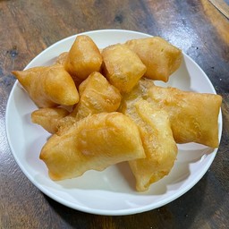 ปาโก๋จิ้มนมข้น