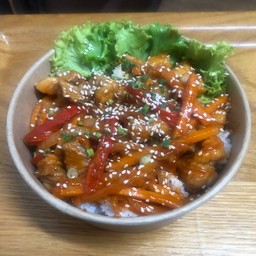 ข้าวหมูสันคอผัด ซอสบุลโกกิ