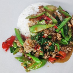 ข้าวคะน้าหมูสับ