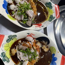 ก๋วยเตี๋ยวหมูรวม