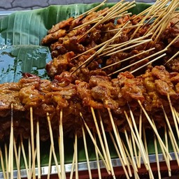 หมูปิ้ง 20 ไม้ ข้าวเหนียว 4 ห่อ ไซส์ L