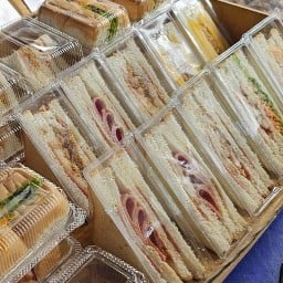 ร้านอาหาร นัดพบ ตะวันจาก สมุทรสงคราม