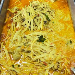 แกงไก่หน่อไ้ม้