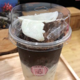 โกโก้มะพร้าวนมสด “Coconut Kissed Cocoa”