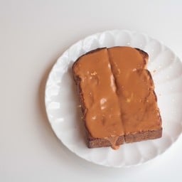 ขนมปังอบหน้าสังขยาชาไทย