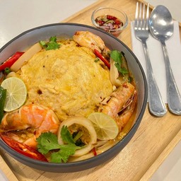 ข้าวต้มยำทะเลน้ำข้น