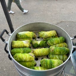 จีบเปาสามก๊ก สุกี้โรลหมูทรงเครื่อง